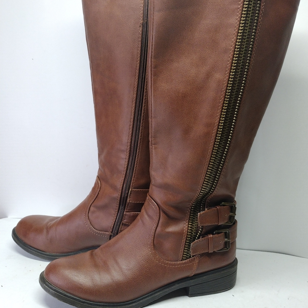REPORT Knee High Vegan Leather Haris Boots l Size 7 l 16 Inch Shaft 15 Inch Circ - Picture 2 of 10